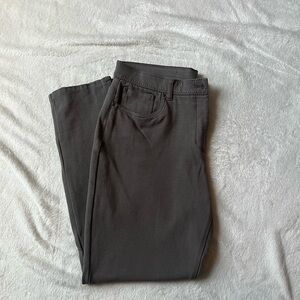 Chico’s size 1.5 short, so slimming pants.